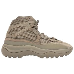 Yeezy desert boot 4.5 new in box